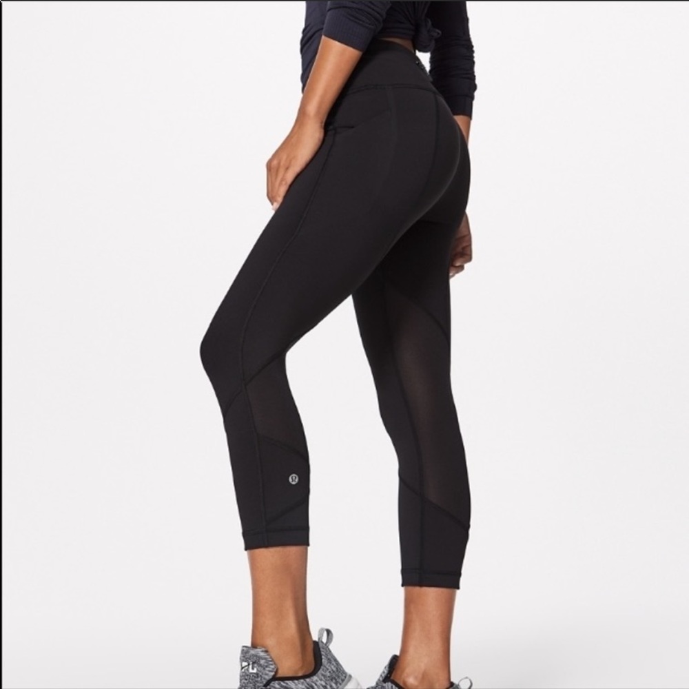 Lululemon Black Cropped Leggings